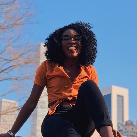 Meet your Posher, Cristle - Picture 1 of 1